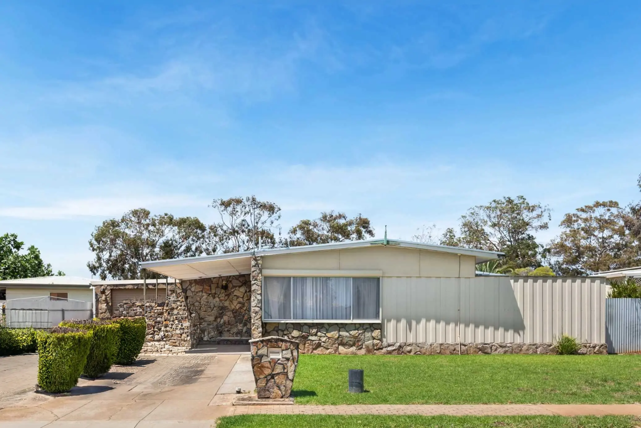 Mid-Century Modern Home Exterior Renovation